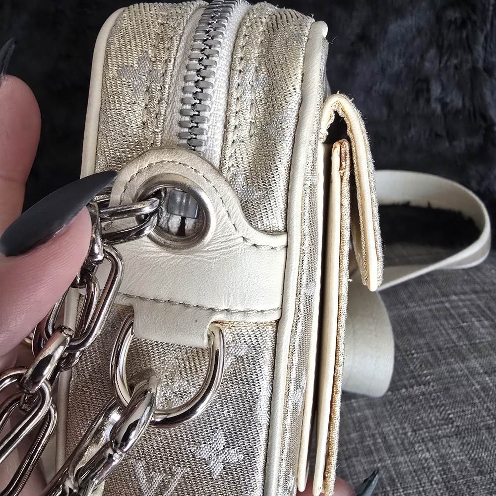 Authentic Louis Vuitton Metallic Gold Minilin Shoulder Bag Or Crossbody Bag - Picture 12 of 16